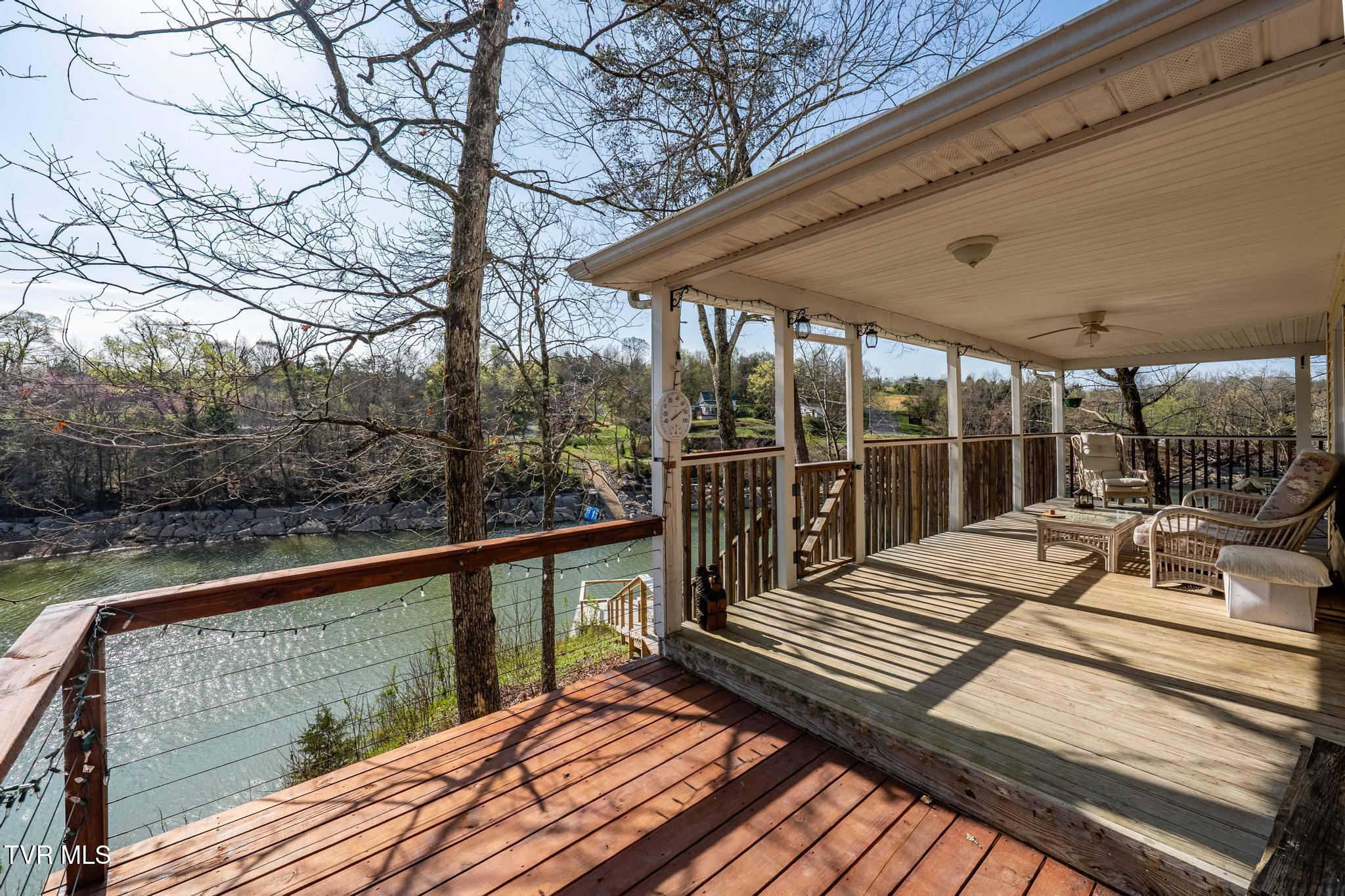 403 Deerlick Road, Piney Flats, Tennessee image 2