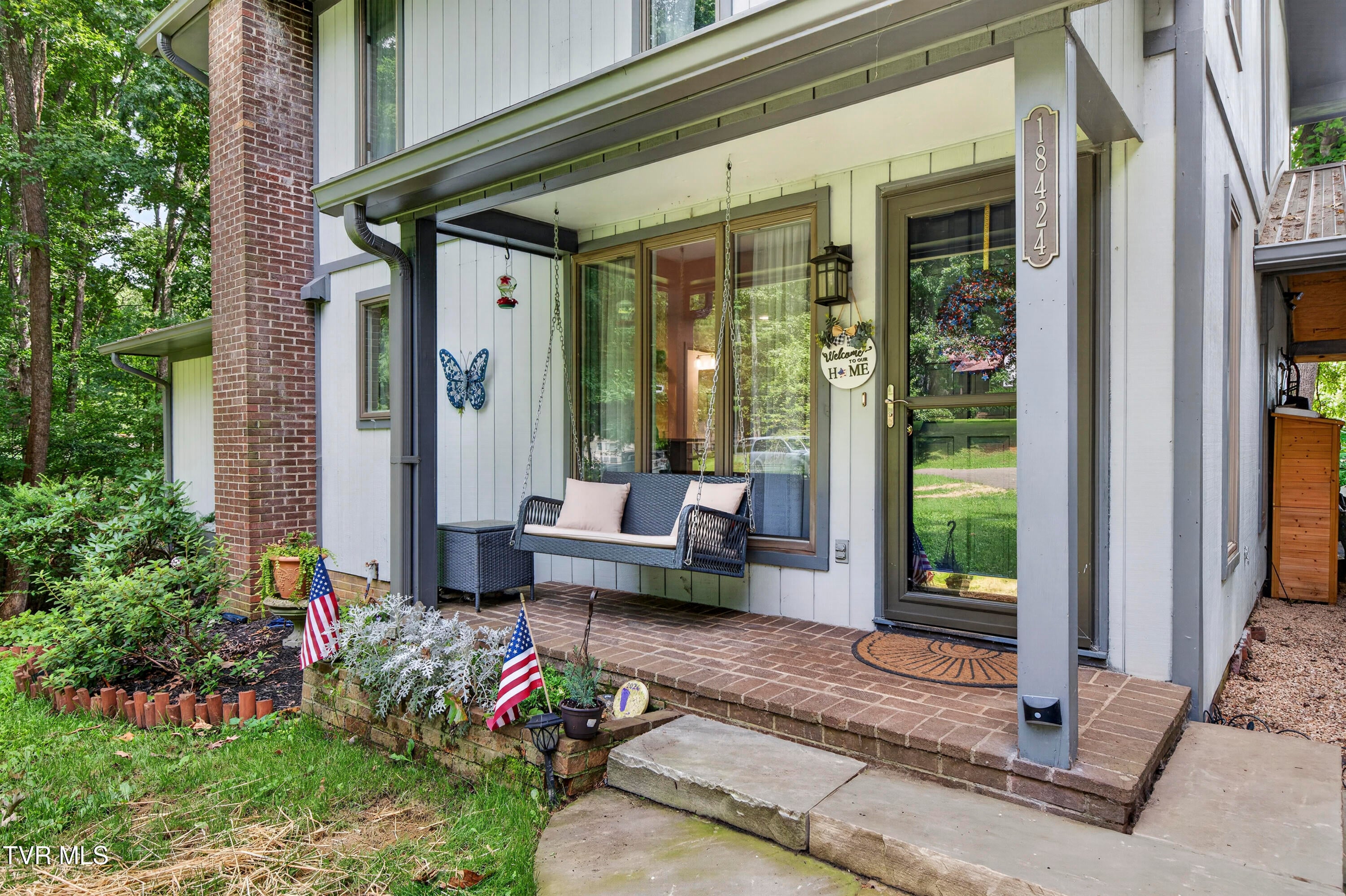 18424 Cashmere Court