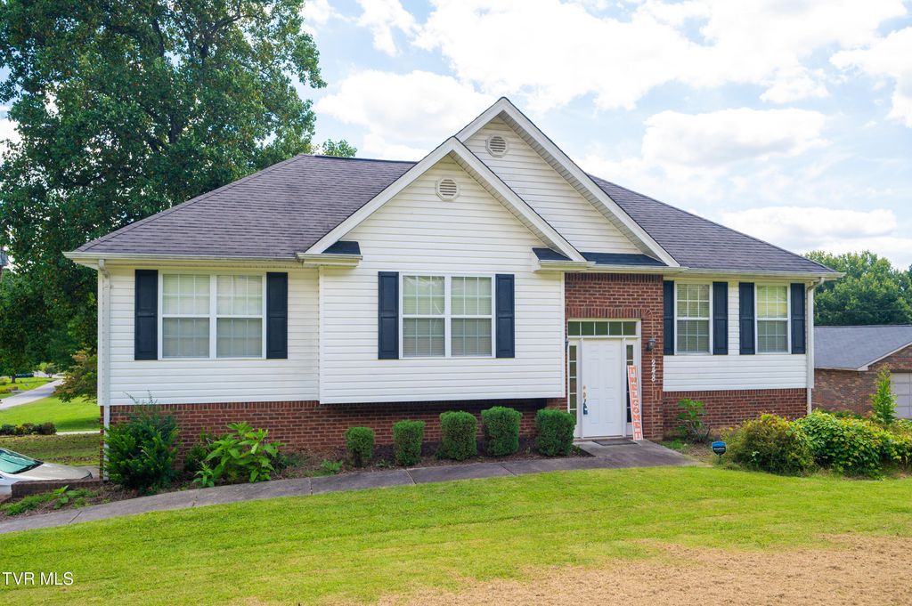 Photo of 248 Hidden Acres Road, Kingsport, TN 37664 (MLS # 9985085)