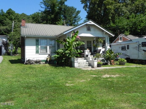 Homes For Sale - 1313 Main Street<br/> Rogersville, TN 37857