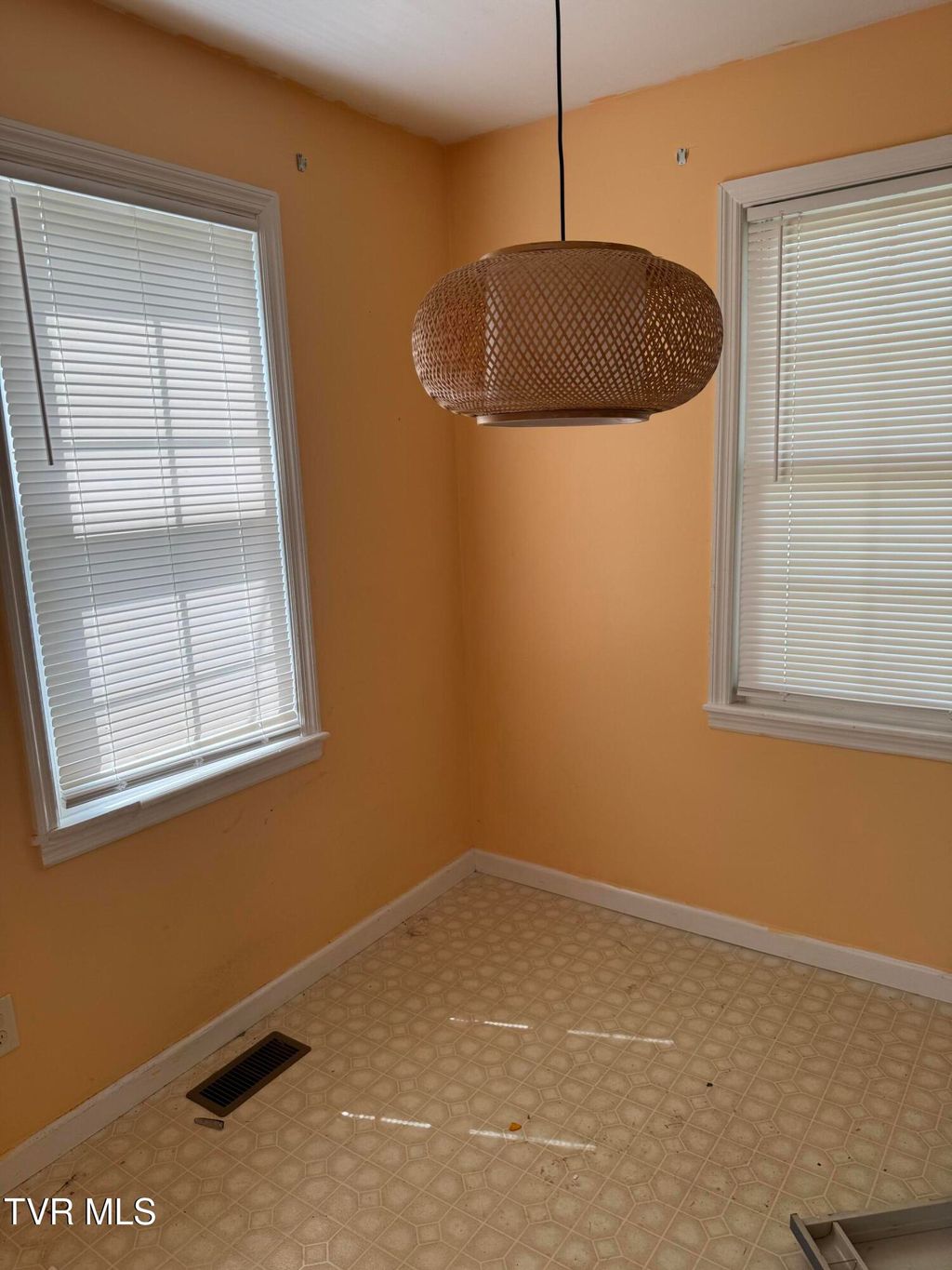 Photo of 411 Hightland Avenue #2, Johnson City, TN 37604 (MLS # 9984639)