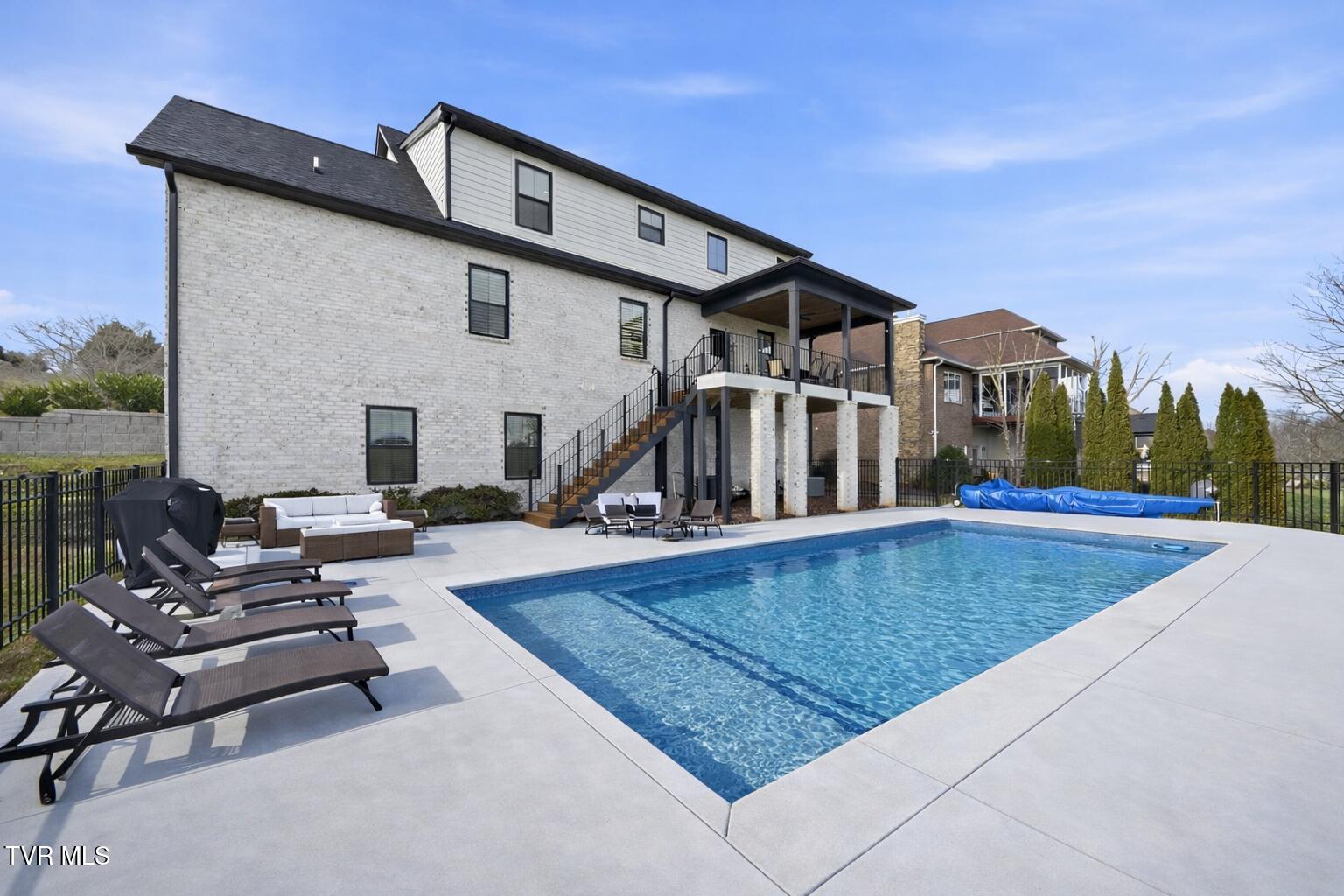 141 Laurel Ridge Drive