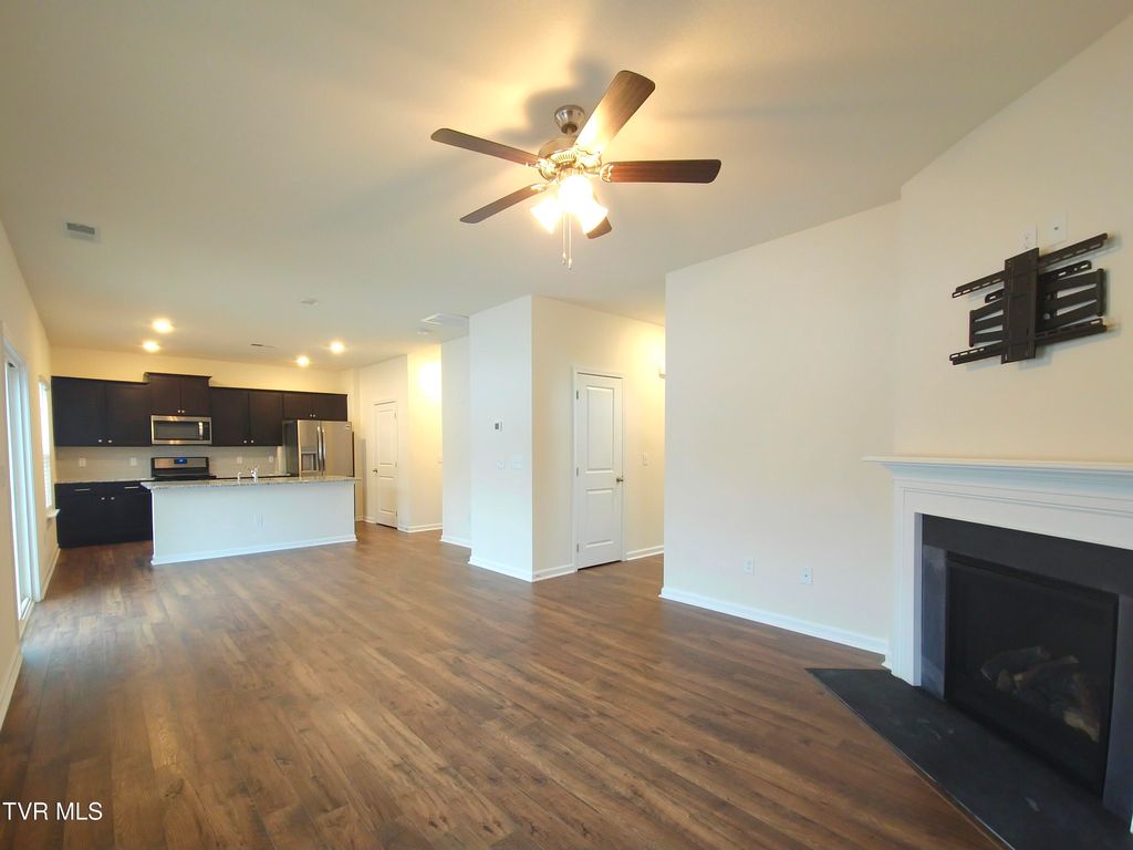 Photo of 1241 Valley Parke Drive, Kingsport, TN 37663 (MLS # 9990876)