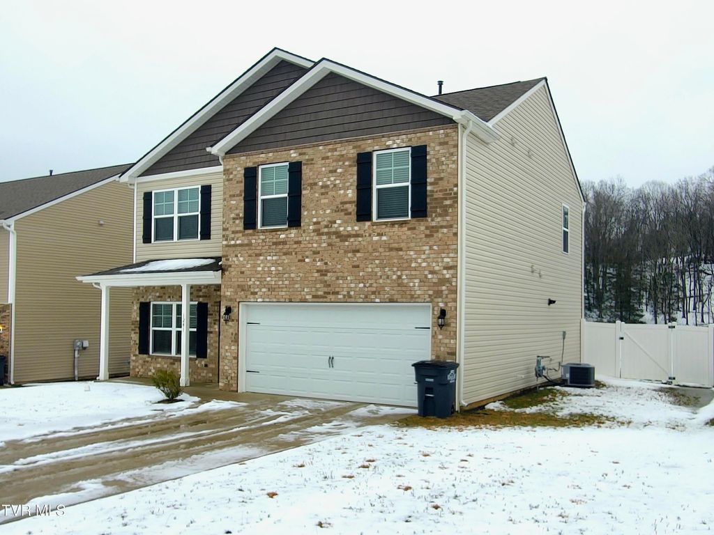 Photo of 1241 Valley Parke Drive, Kingsport, TN 37663 (MLS # 9990876)