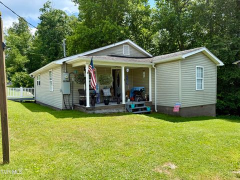 Homes For Sale - 5209 Spotswood Road<br/> Norton, VA 24273
