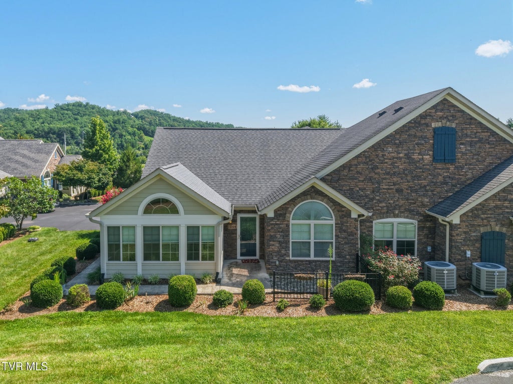 Photo of 1264 Hatterdale Farm Road #1264, Blountville, TN 37617 (MLS # 9998995)