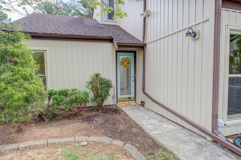 Photo of 780 Hamilton Road #Apt C1, Blountville, TN 37617 (MLS # 9993485)
