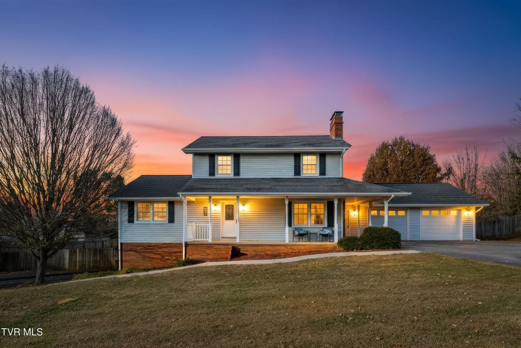Photo of 245 Highland Hills Drive, Gray, TN 37615 (MLS # 9988465)
