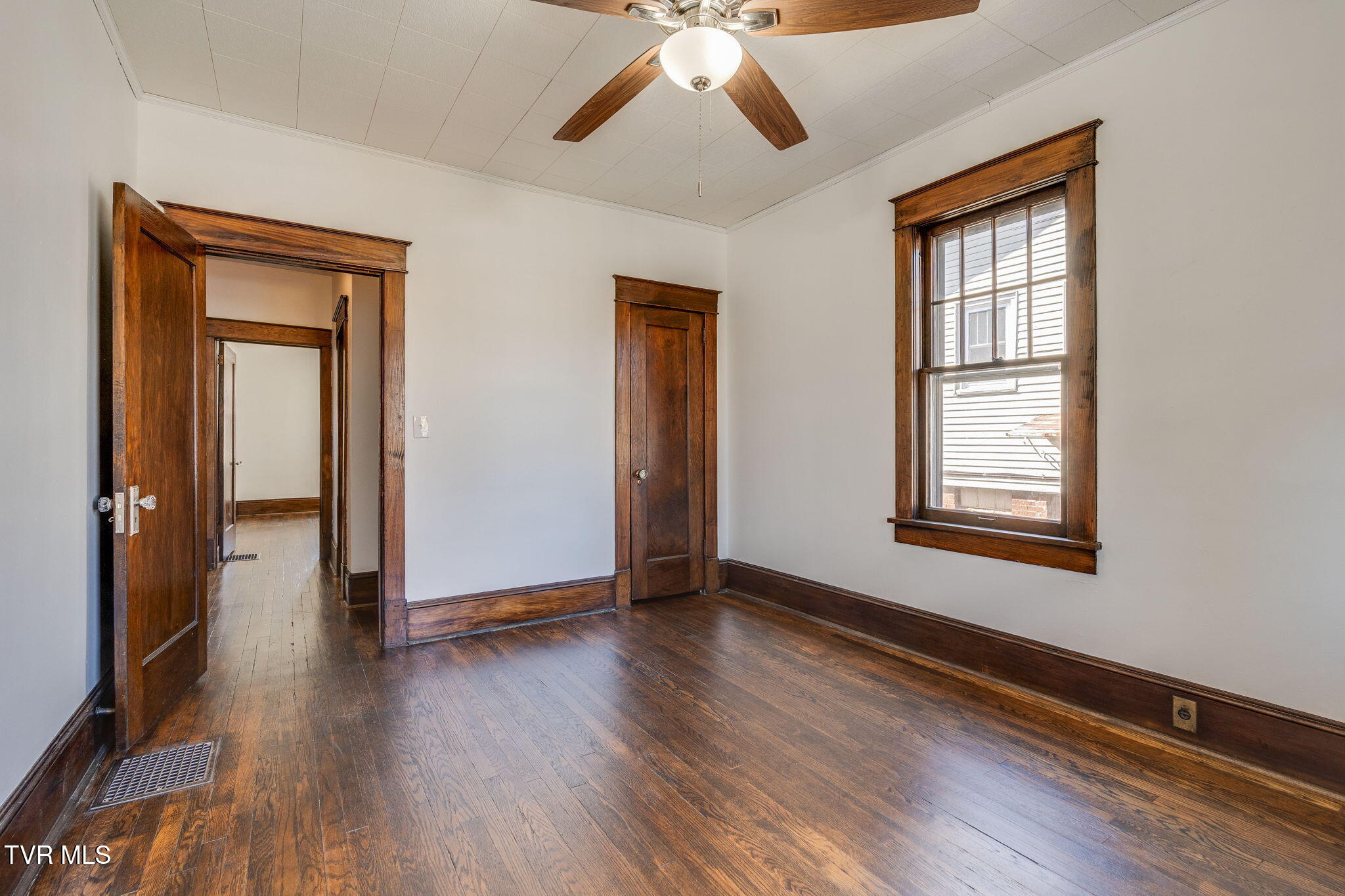 724 Prince Street, Bristol, Virginia image 24