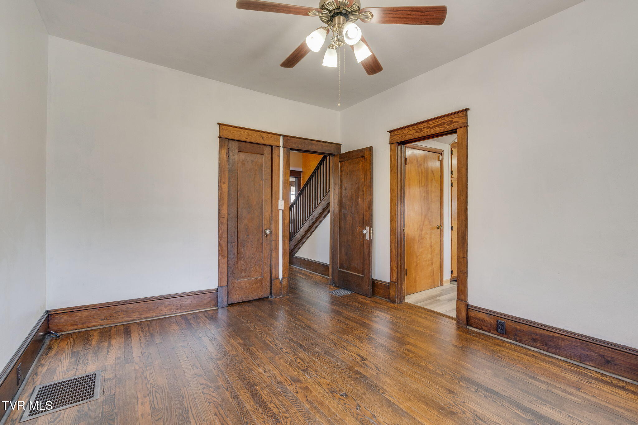 724 Prince Street, Bristol, Virginia image 28