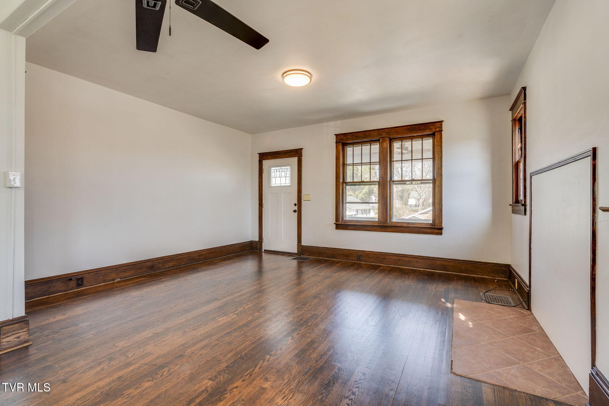 724 Prince Street, Bristol, Virginia image 14
