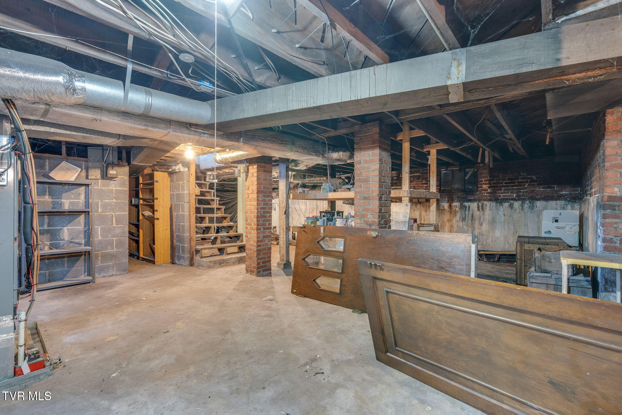 724 Prince Street, Bristol, Virginia image 39
