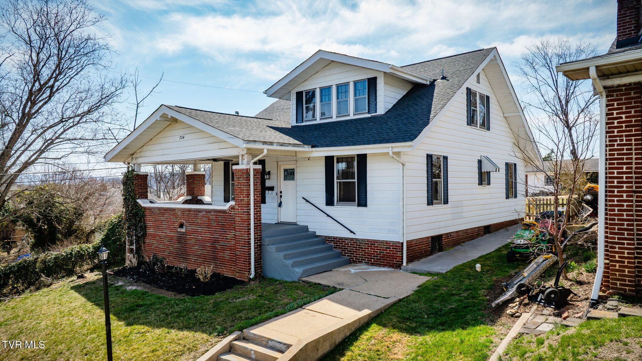724 Prince Street, Bristol, Virginia image 9
