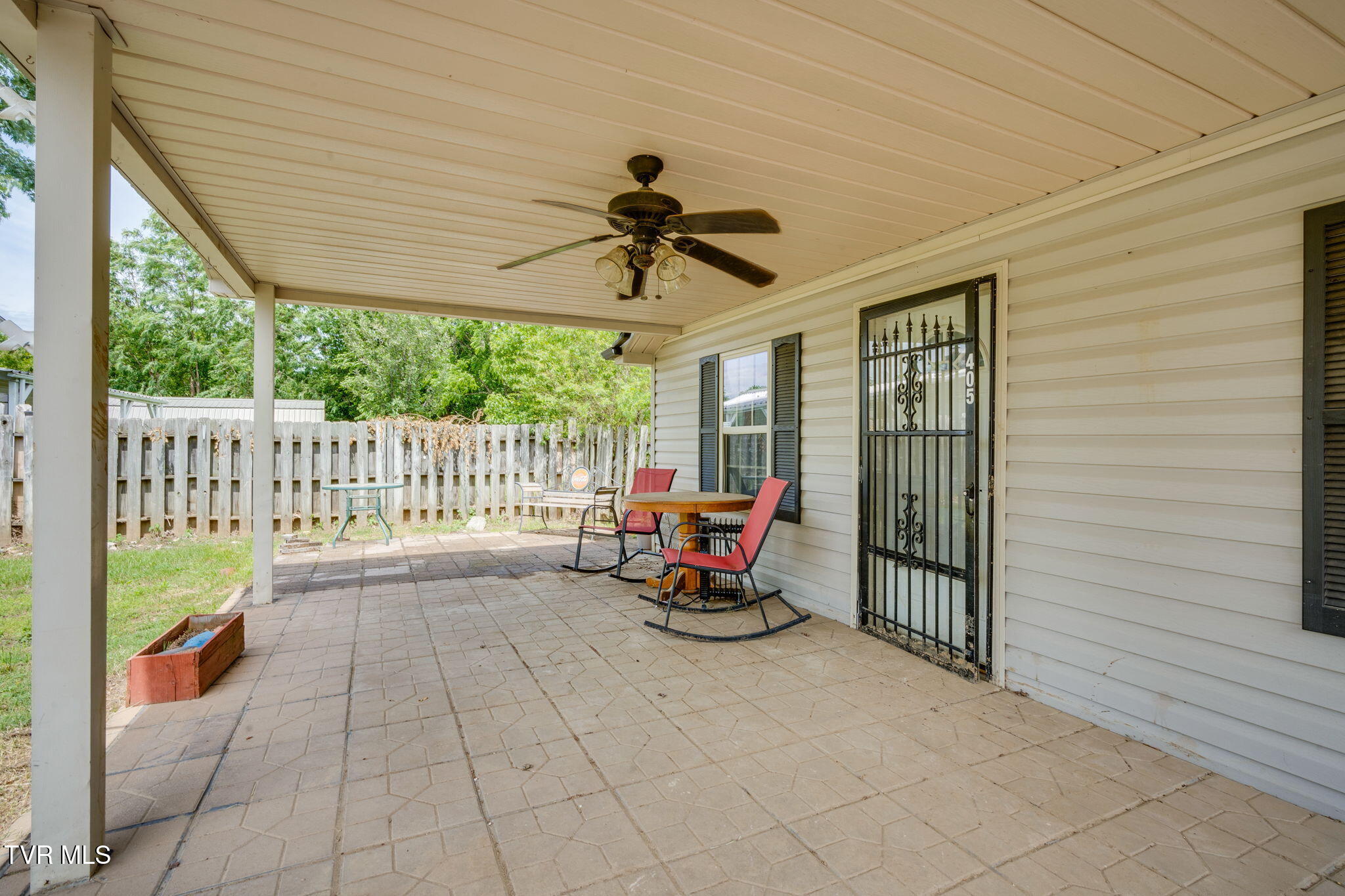 405 Brandon Street, Elizabethton, Tennessee image 4
