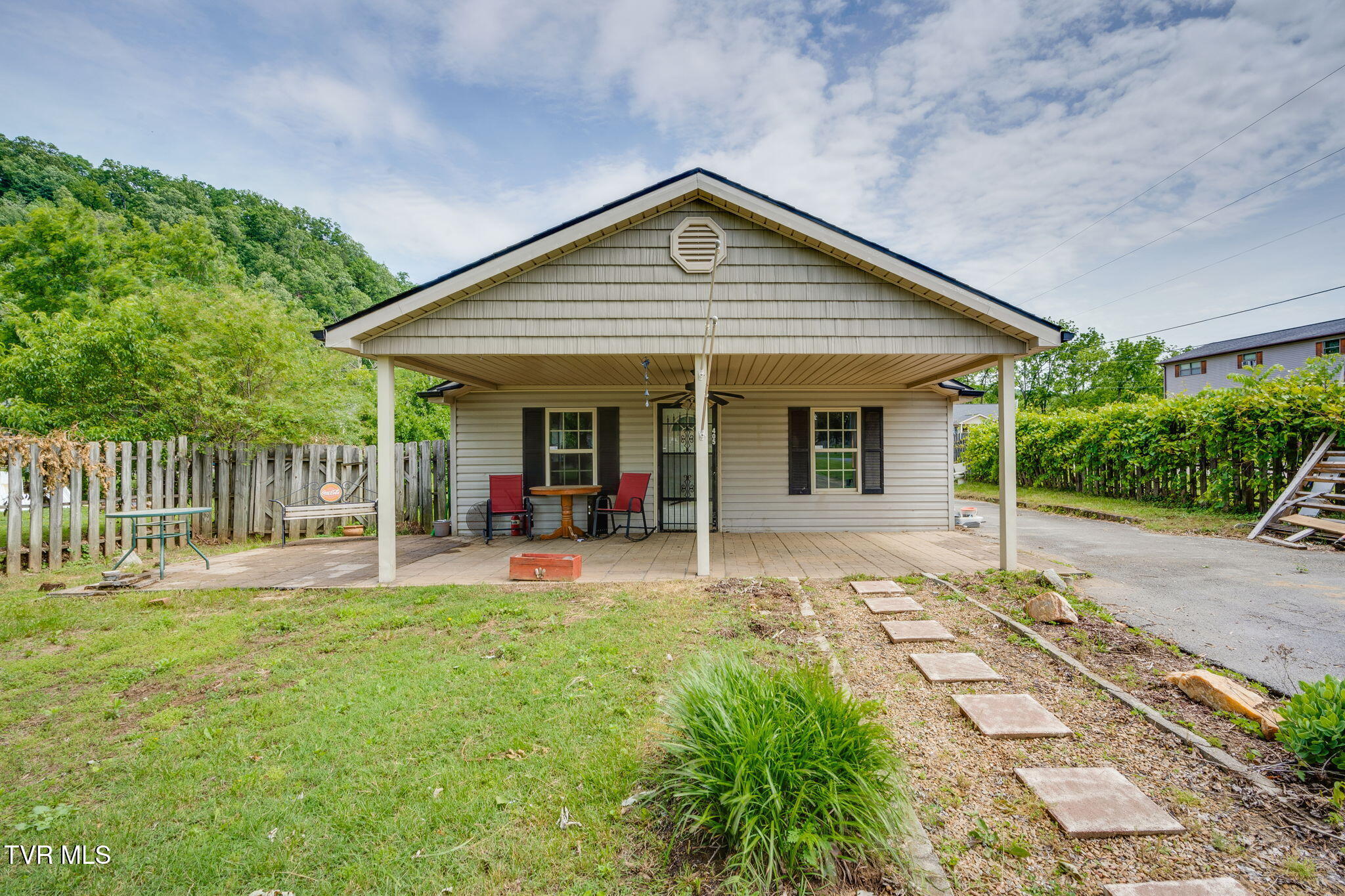 405 Brandon Street, Elizabethton, Tennessee image 1