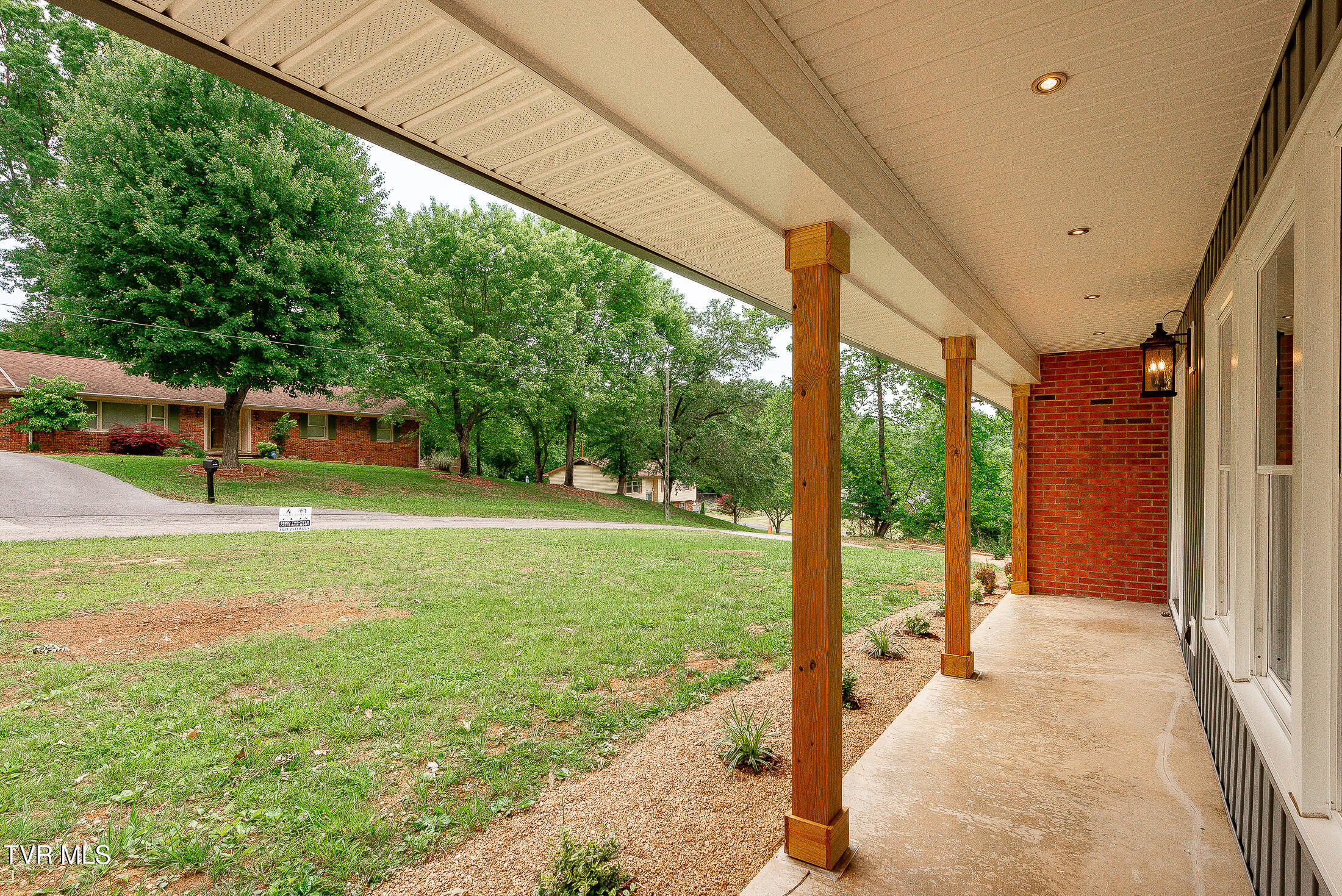 1236 Nassau Drive, Kingsport, Tennessee image 8