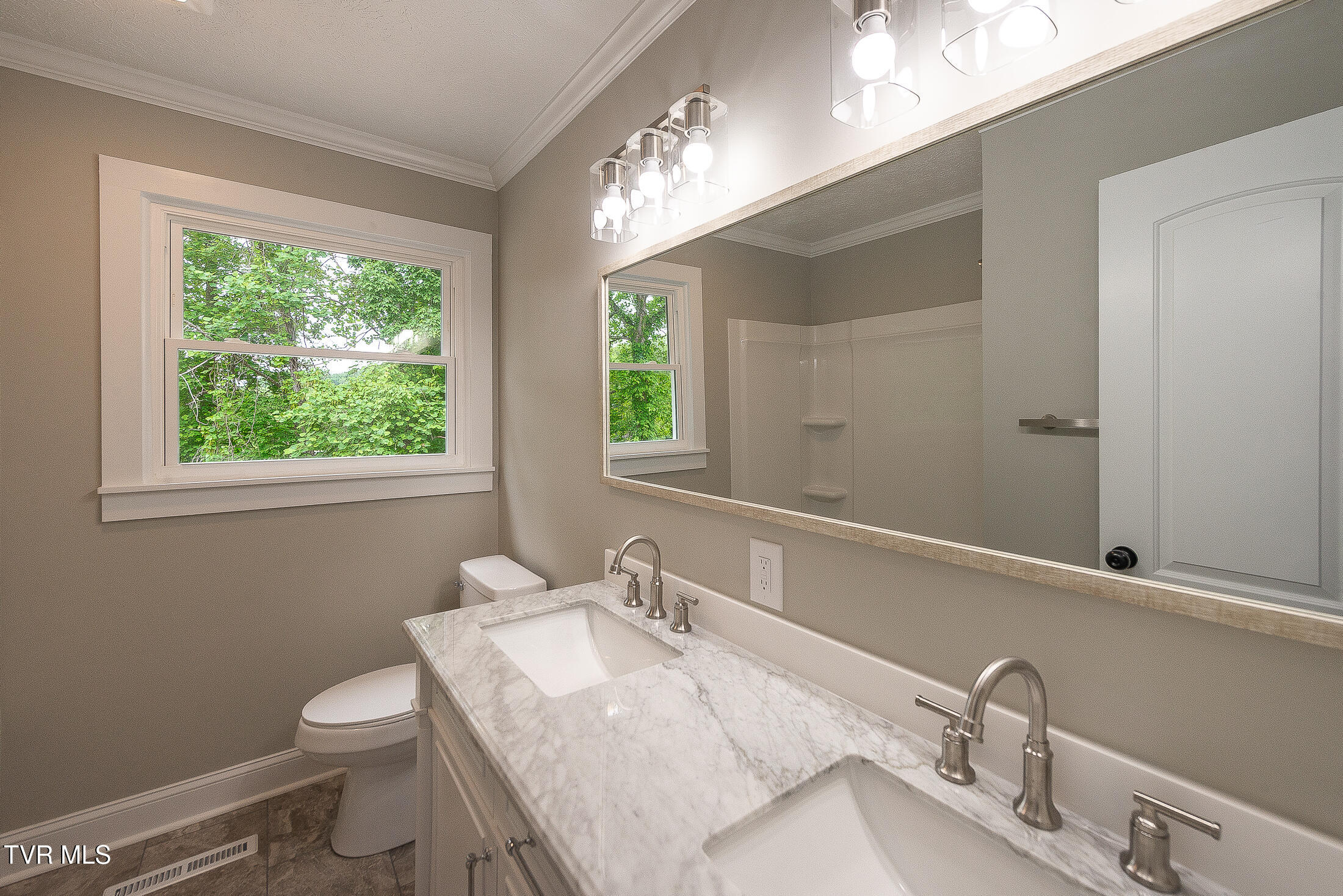 1236 Nassau Drive, Kingsport, Tennessee image 30