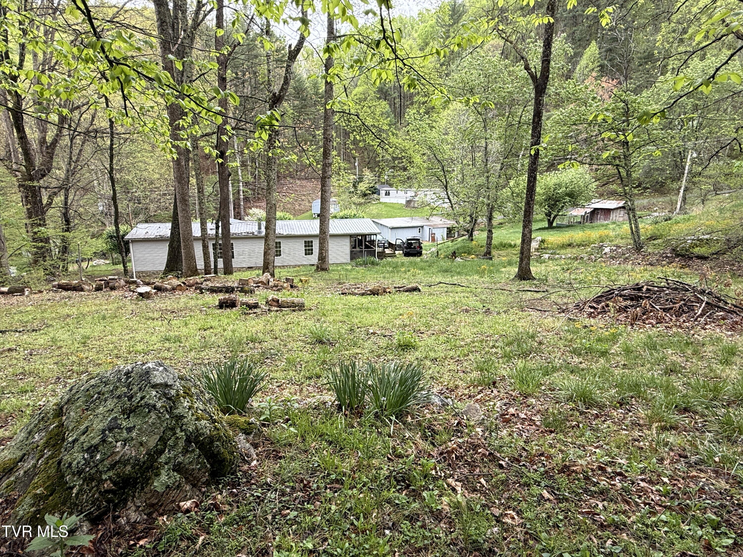 136 Gentry Mountain Road, Erwin, Tennessee image 9