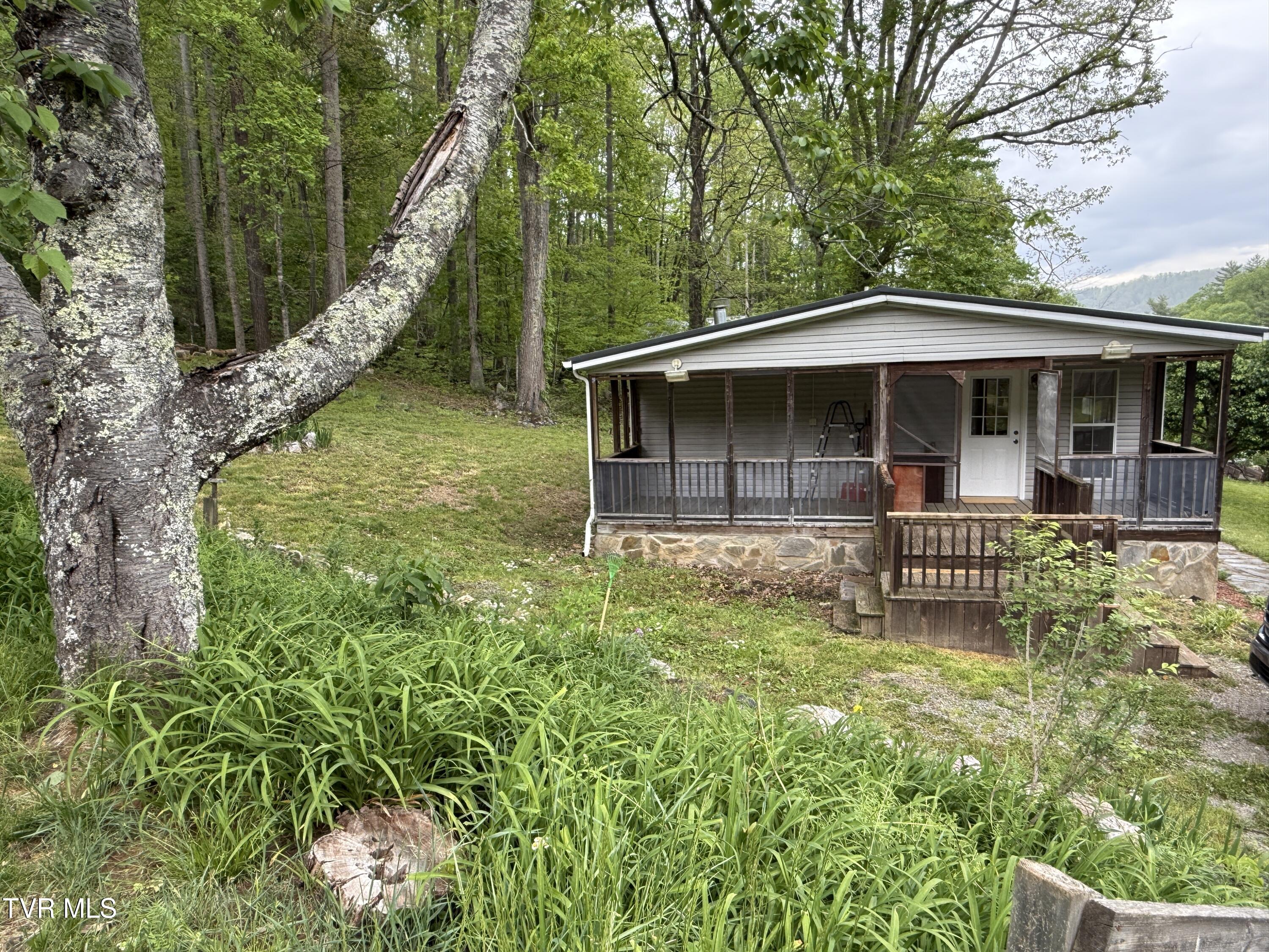 136 Gentry Mountain Road, Erwin, Tennessee image 7