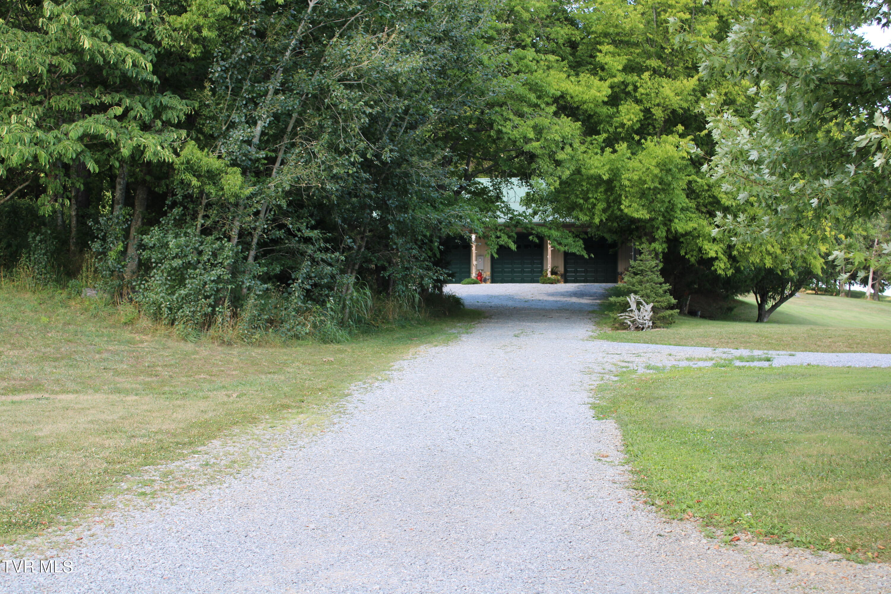 2044 Pigeon Creek Road