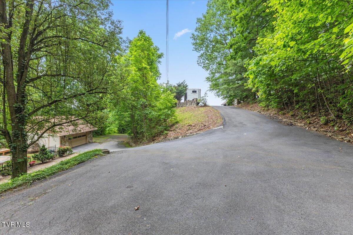 1039 Fain Avenue, Kingsport, Tennessee image 4