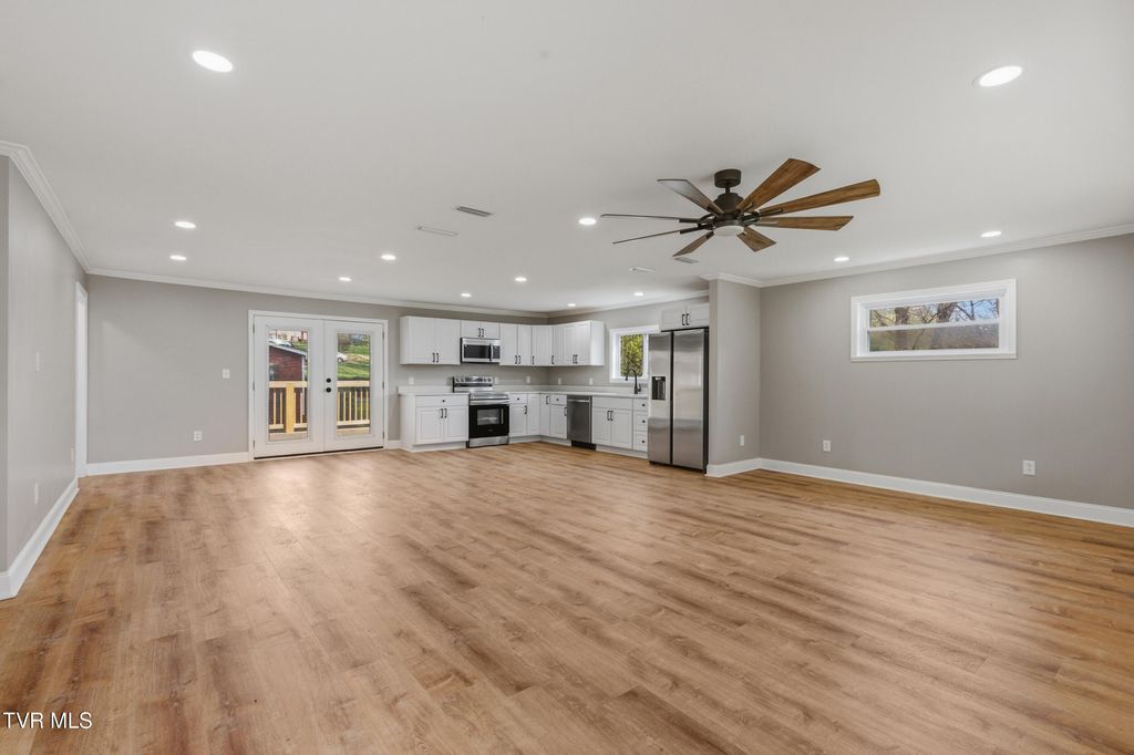 Photo of 400 Martindale Road, Bristol, TN 37620 (MLS # 9992838)