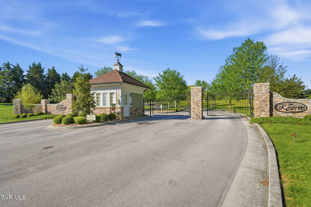 Photo of 113 Creek Side Court, Bristol, TN 37620 (MLS # 9994434)