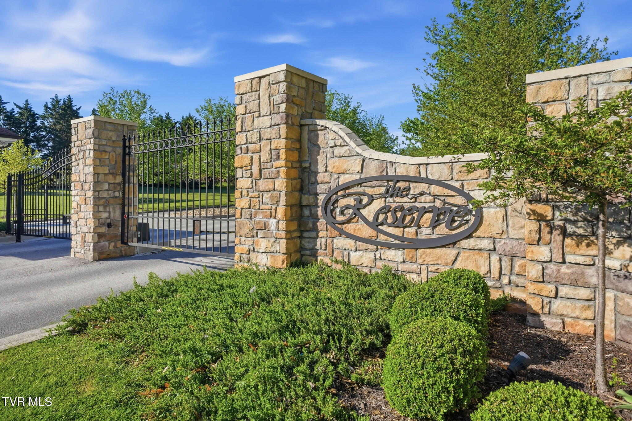 113 Creek Side Court