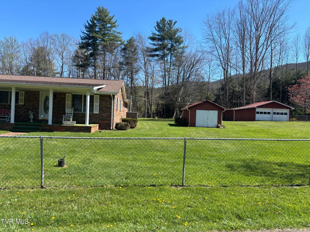 Photo of 1867 Gentry Creek Road, Laurel Bloomery, TN 37680 (MLS # 9993486)