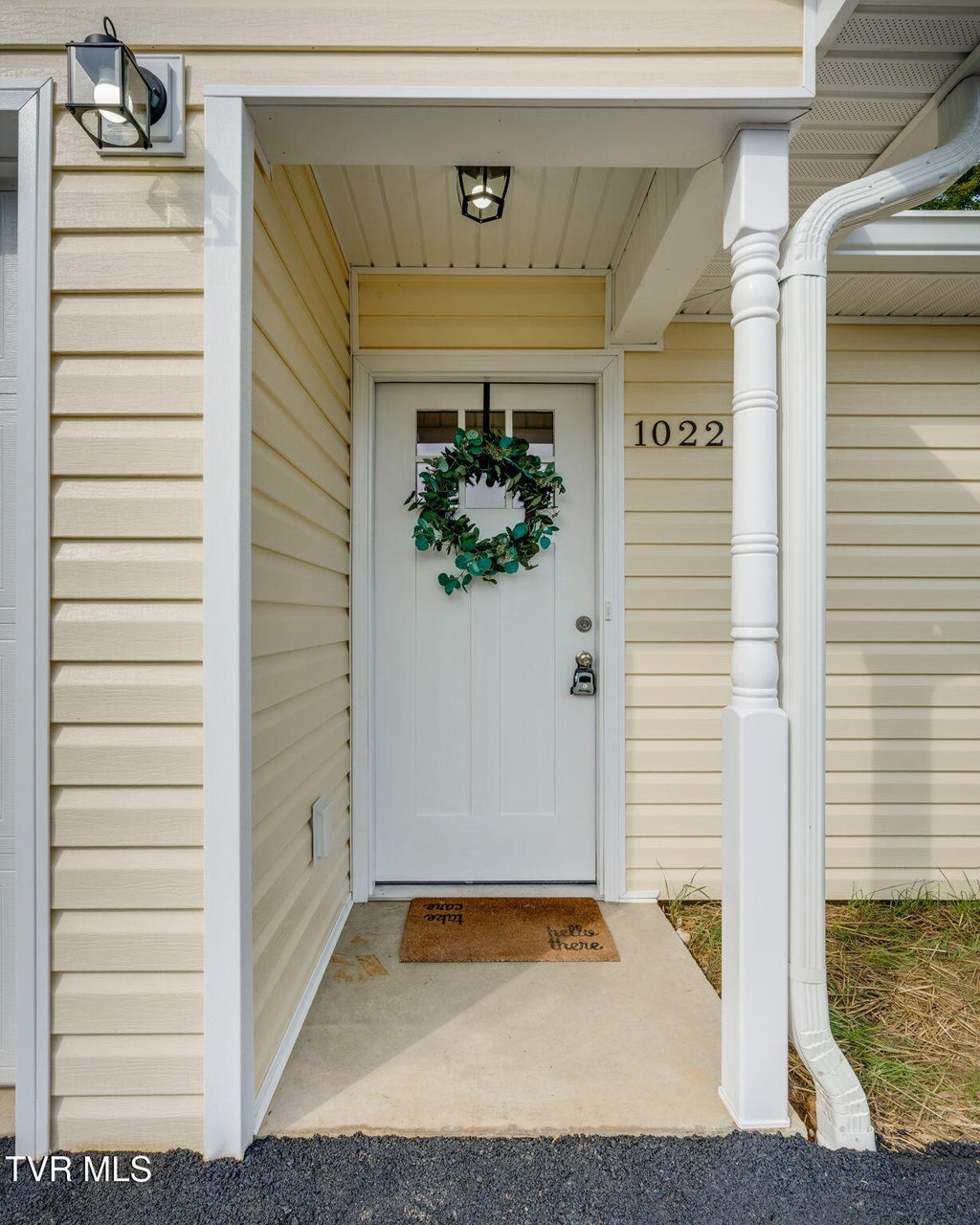 Photo of 1022 G Street #1, Elizabethton, TN 37643 (MLS # 10000214)