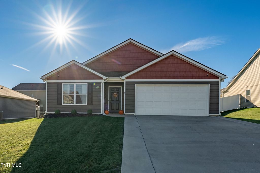 Photo of 3149 Phillips Way, Kingsport, TN 37664 (MLS # 9987275)