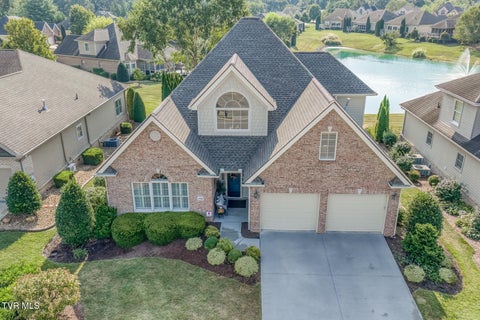 Photo of 1036 Waterbrooke Lane, Johnson City, TN 37604 (MLS # 10001138)