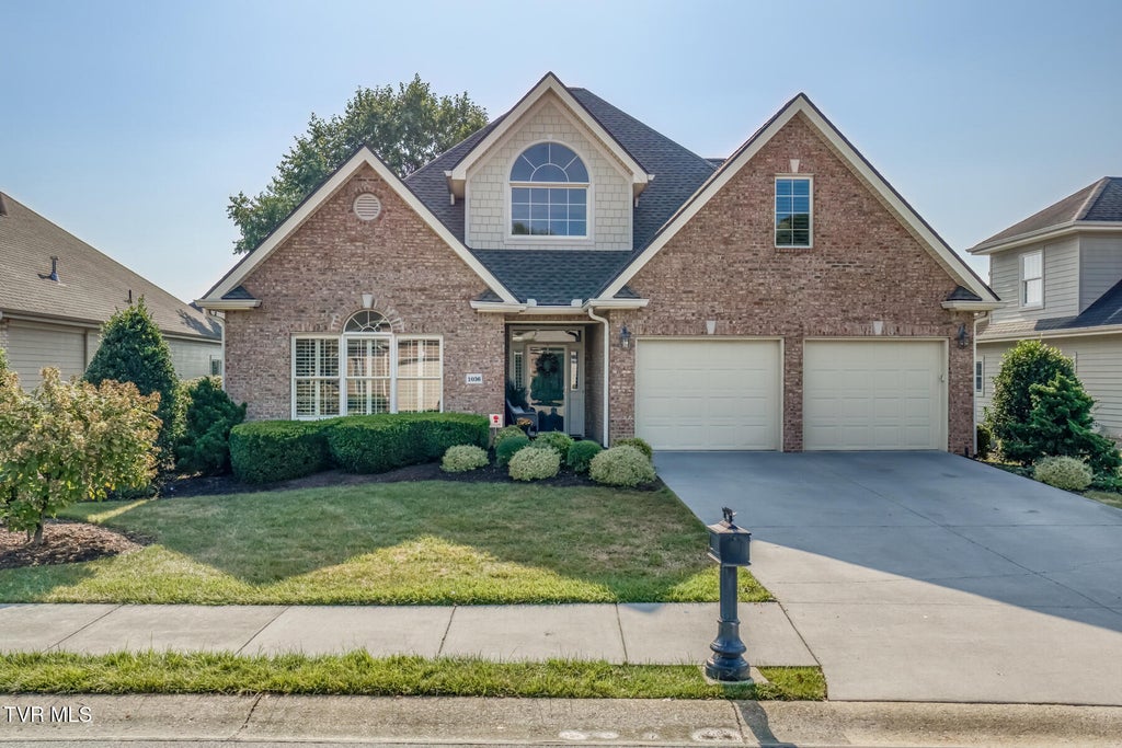 Photo of 1036 Waterbrooke Lane, Johnson City, TN 37604 (MLS # 10001138)