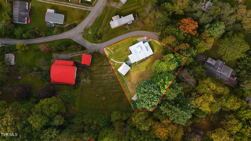 Photo of 706 Poplar Street, Wise, VA 24293 (MLS # 10002039)