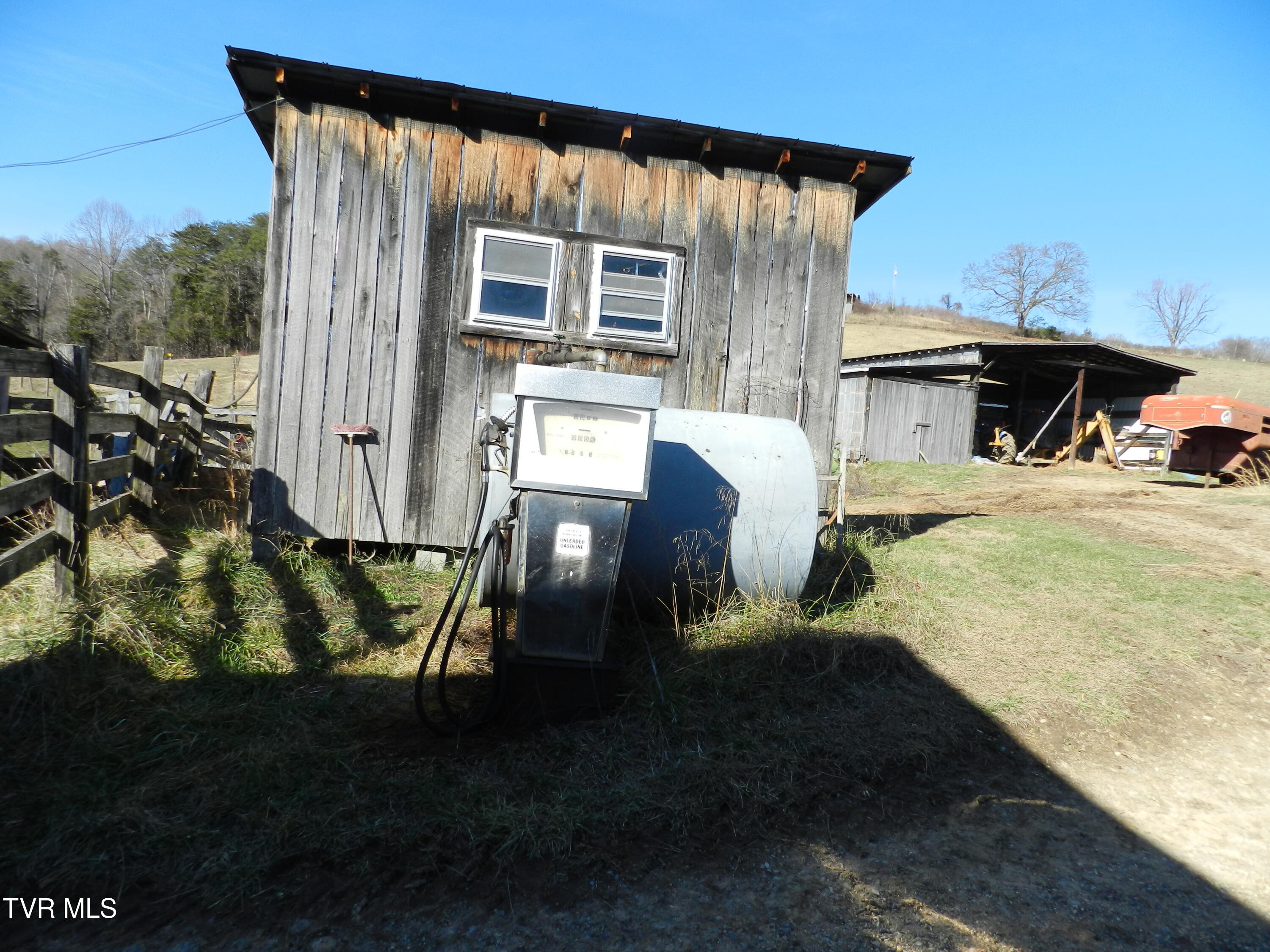 420 Watterson Gap Road, Surgoinsville, Tennessee image 32