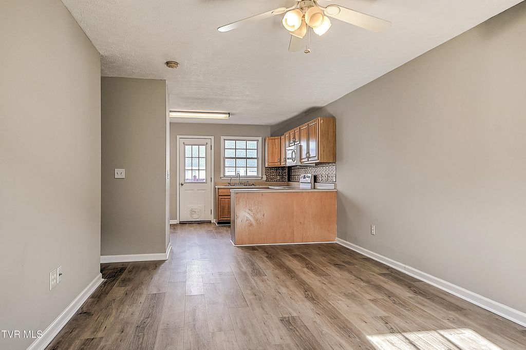 Photo of 570 Beaverview Drive, Bristol, VA 24201 (MLS # 9990958)