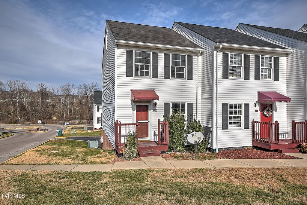 Photo of 570 Beaverview Drive, Bristol, VA 24201 (MLS # 9990958)