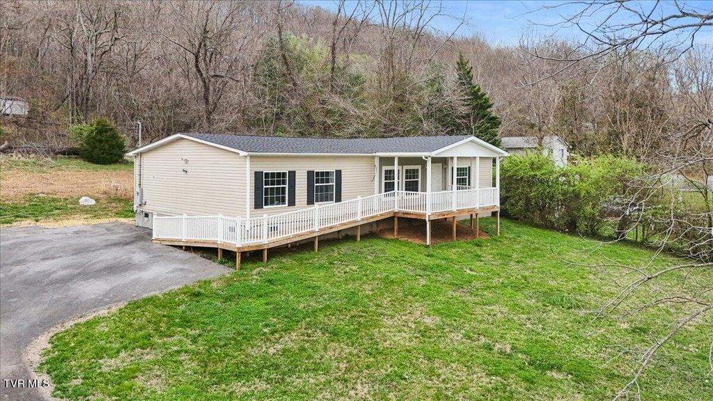 Photo of 1103 Bluefield Avenue, Elizabethton, TN 37643 (MLS # 9992580)