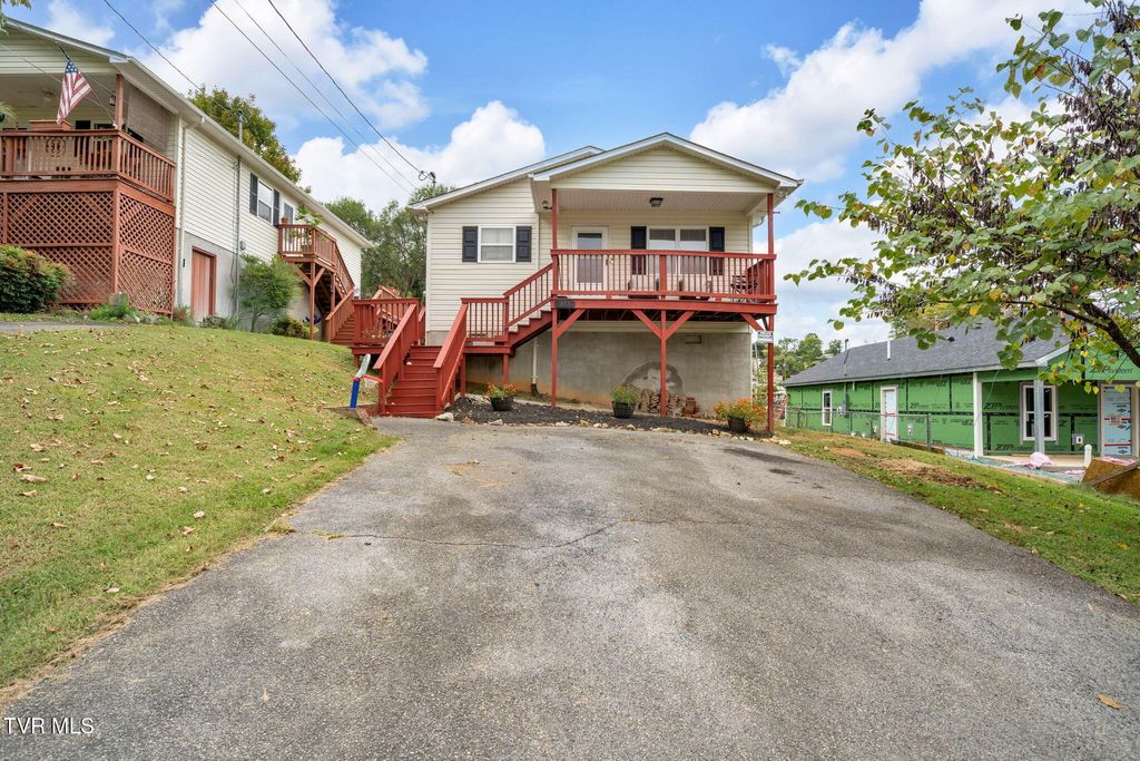 Photo of 375 Sky, Kingsport, TN 37660 (MLS # 9992656)
