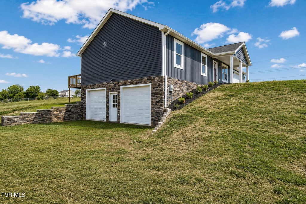 Photo of 108 Collins Lane, Limestone, TN 37681 (MLS # 10000507)
