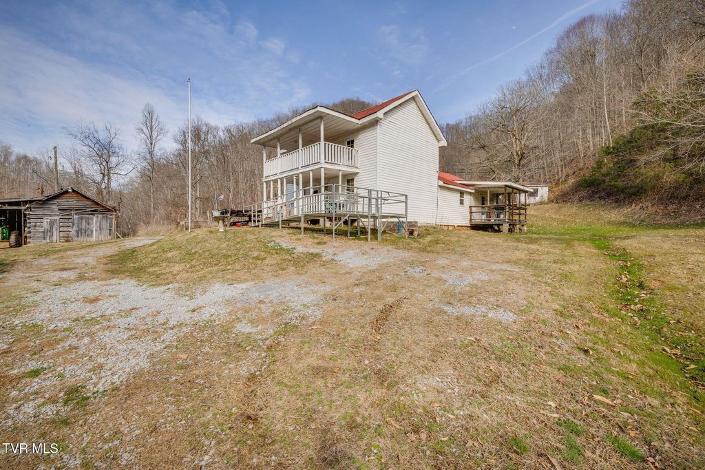Photo of 547 Wynding Way Drive, Fort Blackmore, VA 24250 (MLS # 9991748)