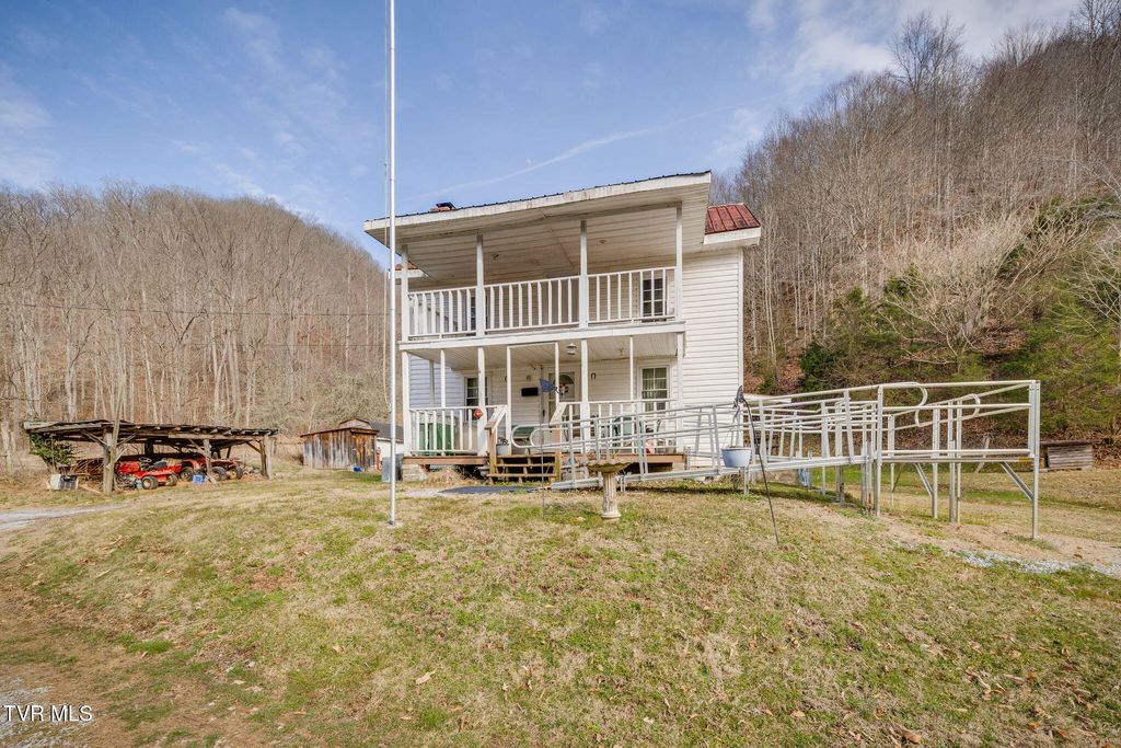 Photo of 547 Wynding Way Drive, Fort Blackmore, VA 24250 (MLS # 9991748)