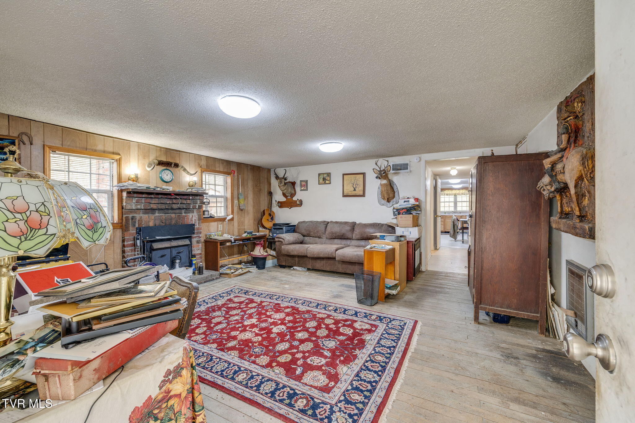 547 Wynding Way Drive