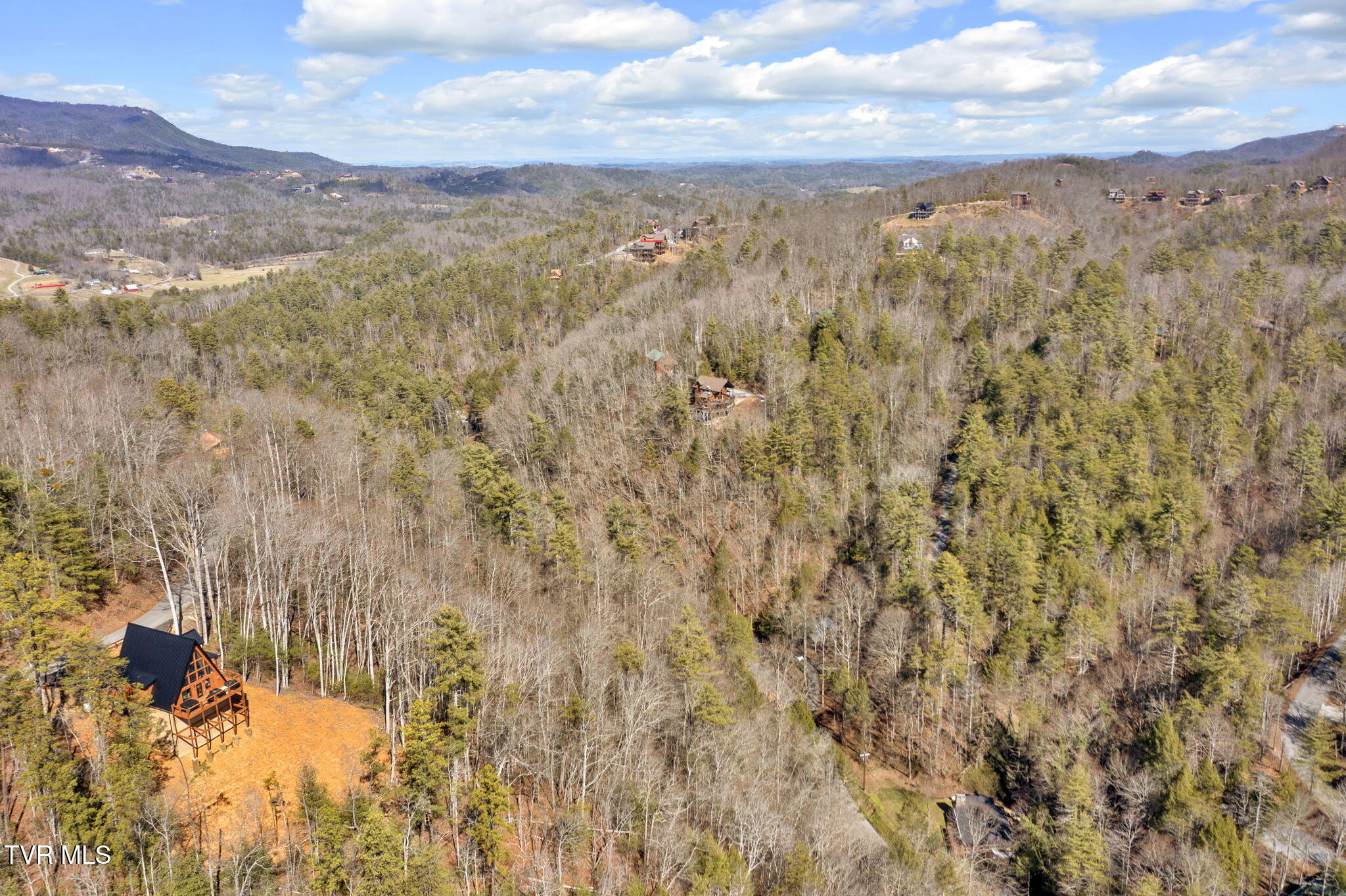 N Clear Fork Road, Sevierville, Tennessee image 3