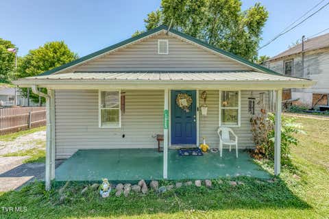 Homes For Sale - 1525 Massachusetts Avenue<br/> Bristol, VA 24201