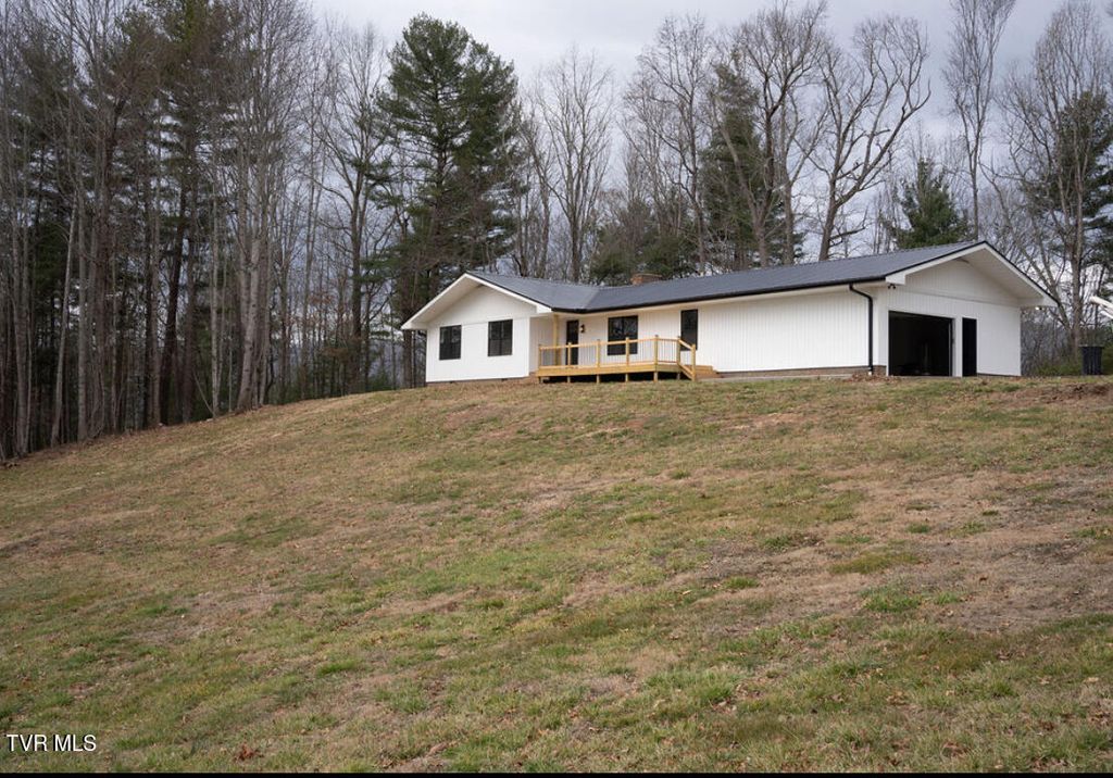 Photo of 256 William Hawkins Lane, Mountain City, TN 37683 (MLS # 9989928)
