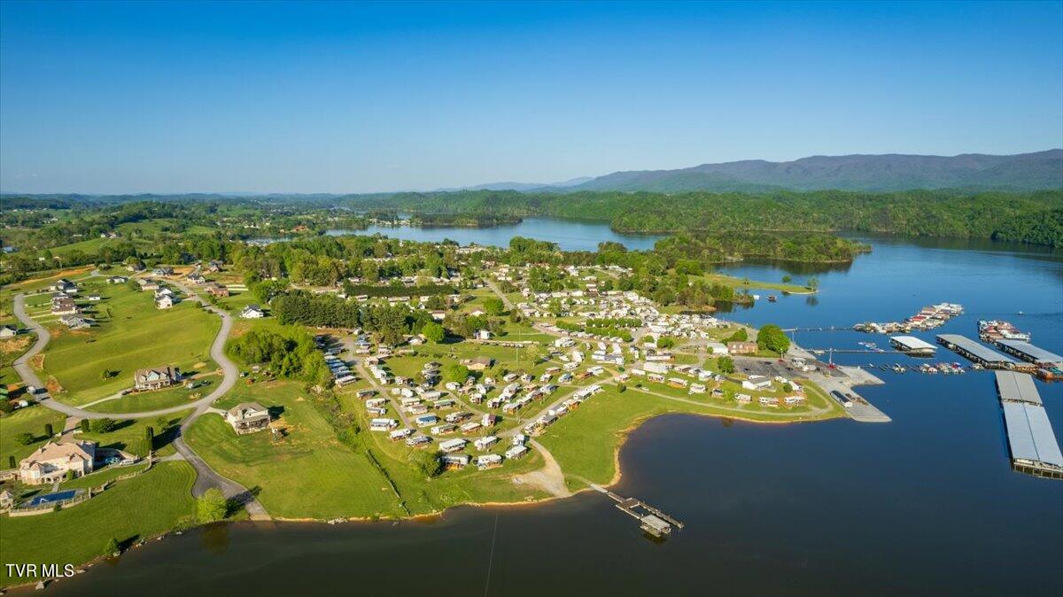 221 Lakeview Estates Drive, Bristol, Tennessee image 13