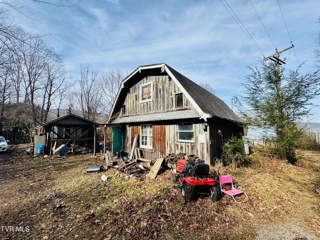Photo of 391 Hopper Road, Shady Valley, TN 37688 (MLS # 9992203)