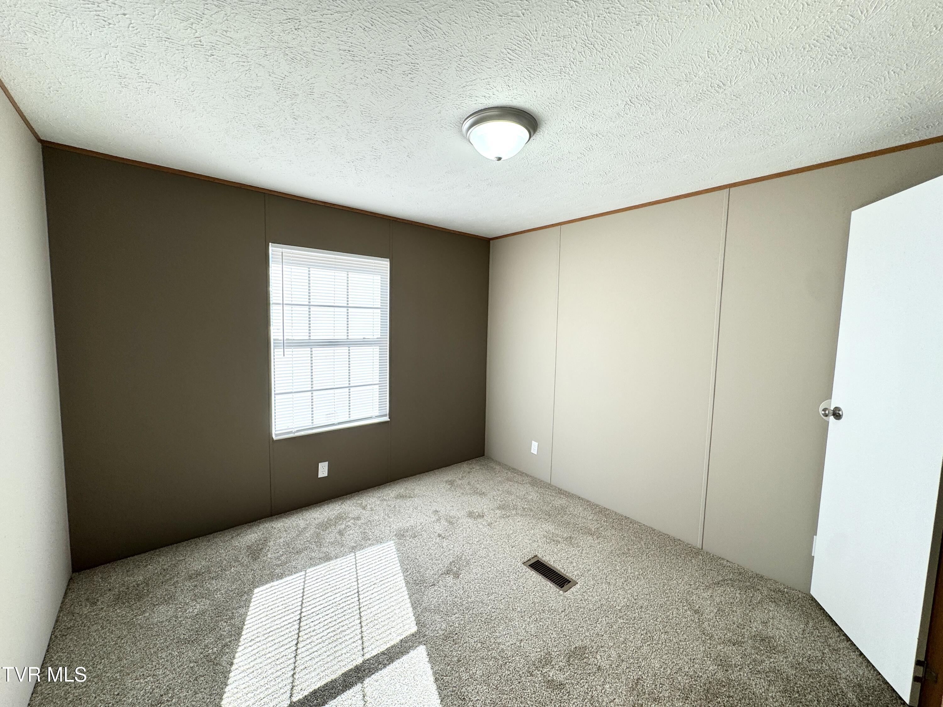 3410 Dry Creek Road, Blackwater, Virginia image 13