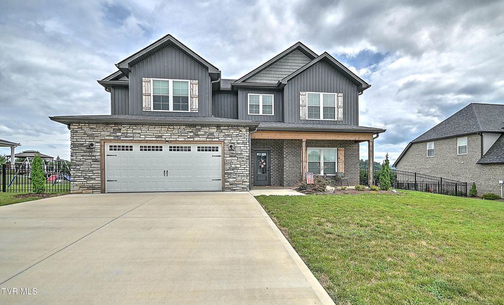 Photo of 4091 Maize Place, Piney Flats, TN 37686 (MLS # 9984084)